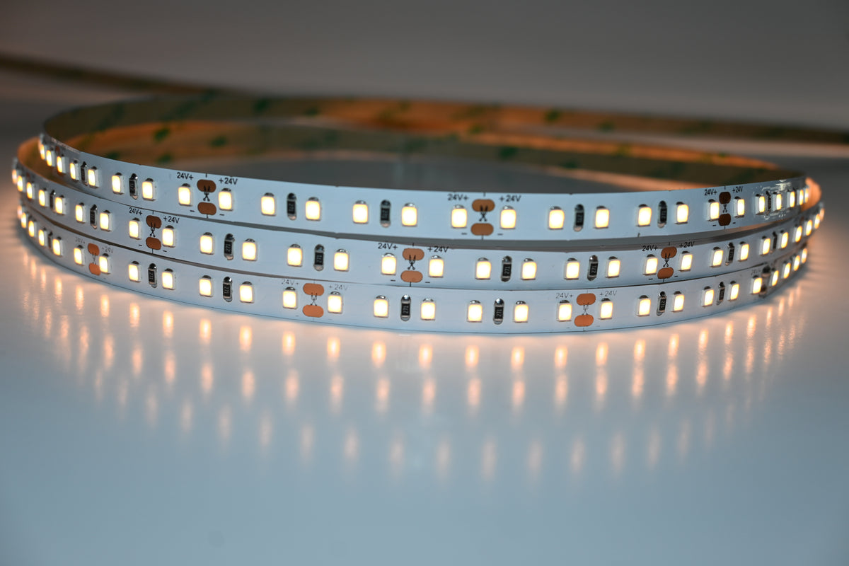 Socketless Led ELITE LED LONG RUN 20M - 24V 120LPM IP20 WARM WHITE 8W LED STRIP (3000 ...
